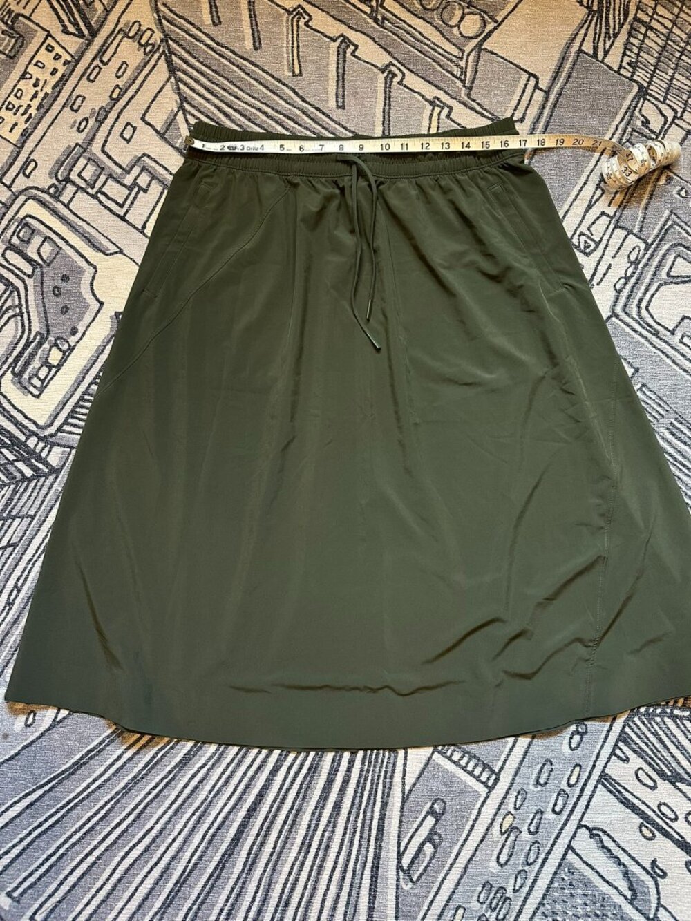 Athleta - Arrival Skirt - Aspen Olive Size 16 - never worn